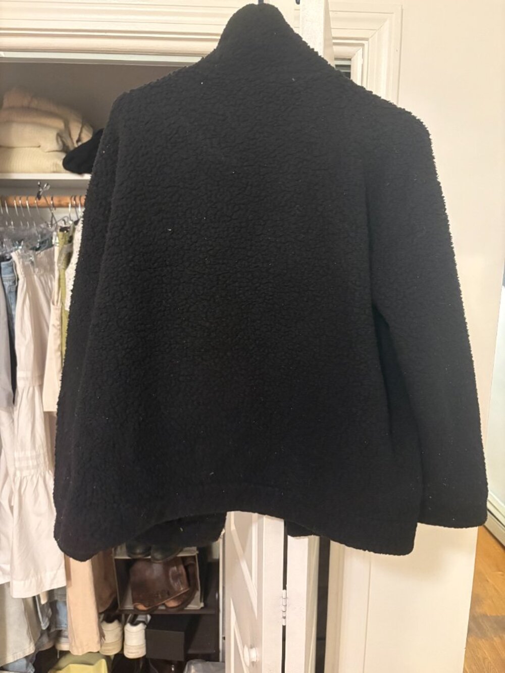 Fuzzy jacket - Picture 2 of 2